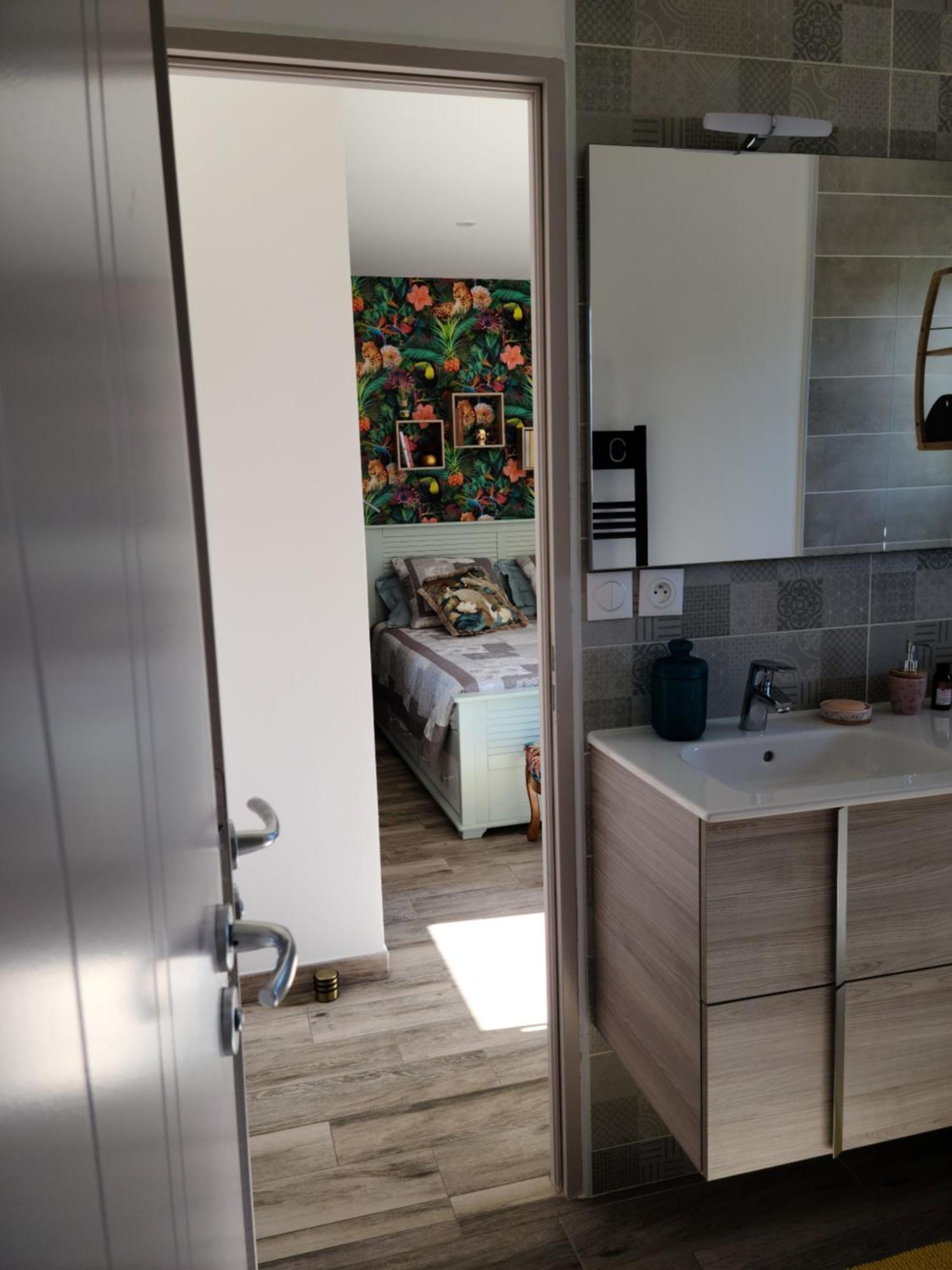 Les Papillons D'Uzes Bed & Breakfast Saint-Laurent-la-Vernede Luaran gambar