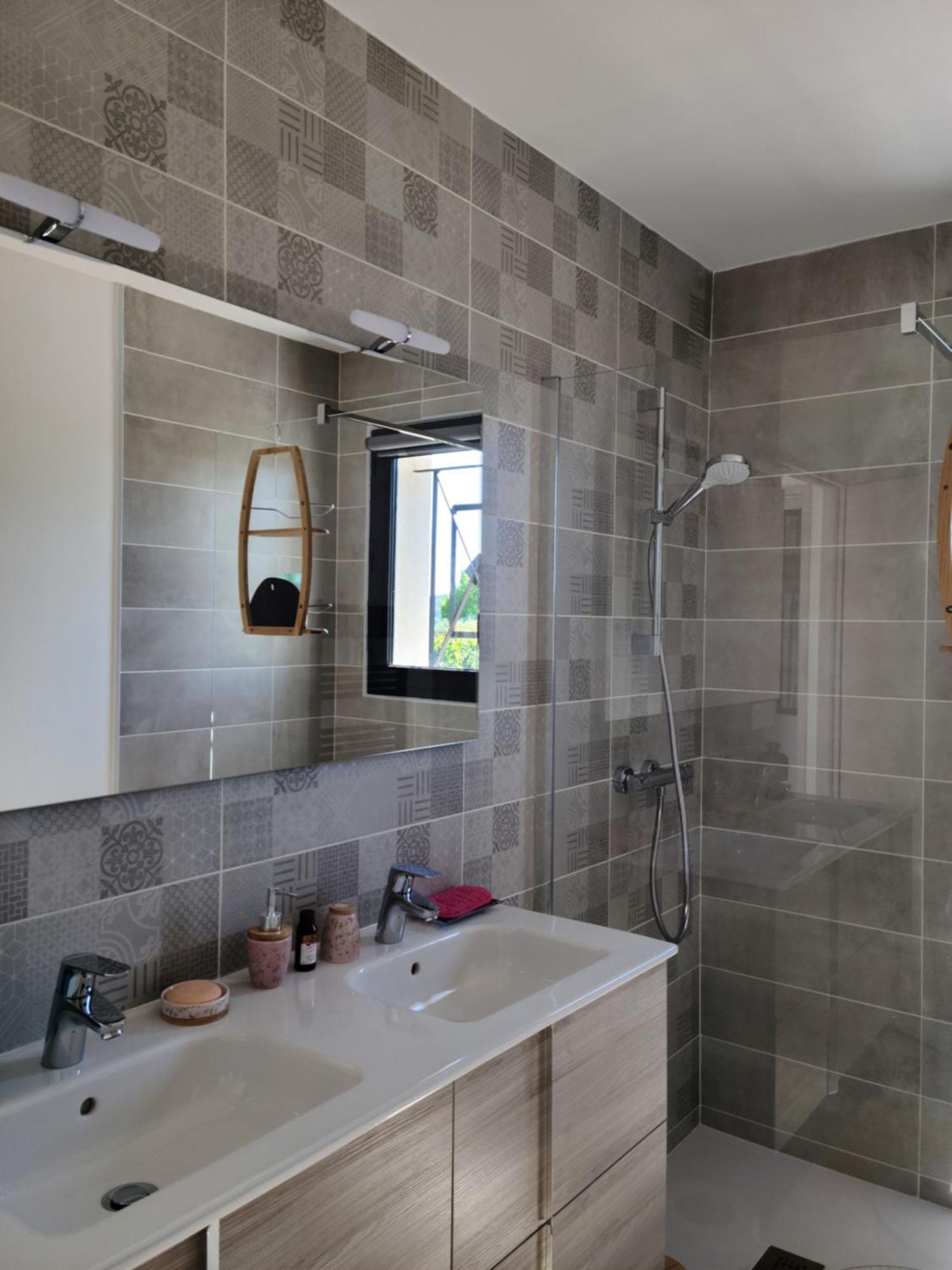 Les Papillons D'Uzes Bed & Breakfast Saint-Laurent-la-Vernede Luaran gambar